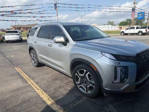 Used 2025 Hyundai Palisade Limited image 1