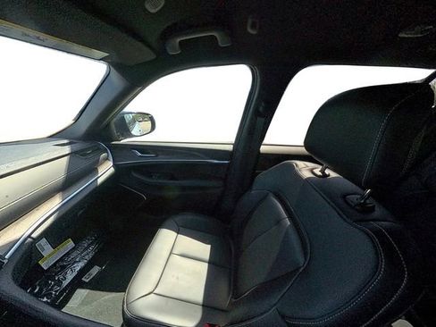 New 2026 Jeep Grand Cherokee Limited AWD/4WD image 31