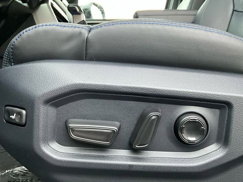 New 2026 Toyota Tundra Platinum AWD/4WD image 19