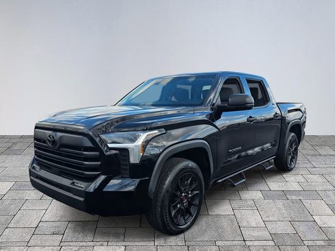Used 2022 Toyota Tundra SR5 image 3