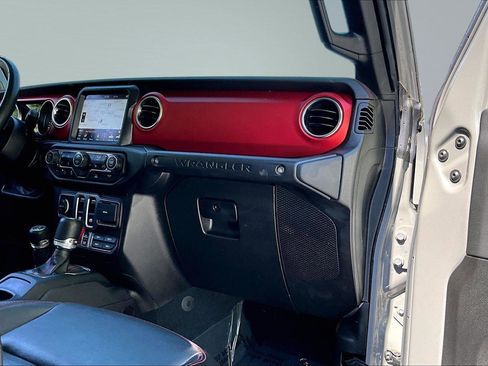 Certified 2022 Jeep Wrangler Rubicon w/ LED Lighting Group AWD/4WD image 17
