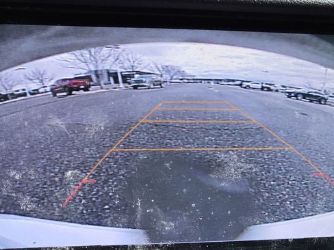 Used 2018 Buick Regal Essence w/ Driver Confidence Package #1 image 7