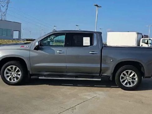 Used 2021 Chevrolet Silverado 1500 LTZ w/ LTZ Premium Package AWD/4WD image 5