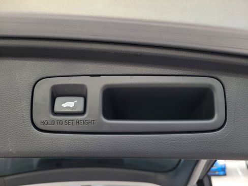 Used 2024 Honda CR-V EX-L image 12