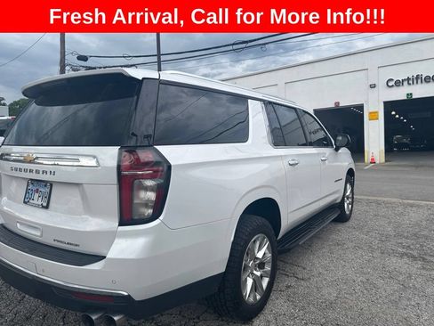 Used 2021 Chevrolet Suburban Premier w/ Premium Package AWD/4WD image 22