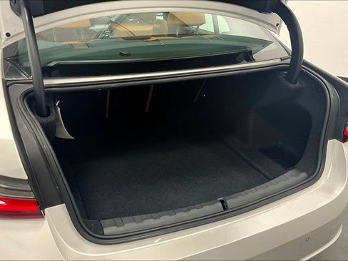 New 2025 BMW 330i Sedan w/ Convenience Package RWD image 34