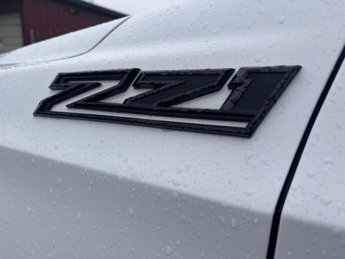 Used 2023 Chevrolet Tahoe Z71 w/ Z71 Off-Road Package image 11