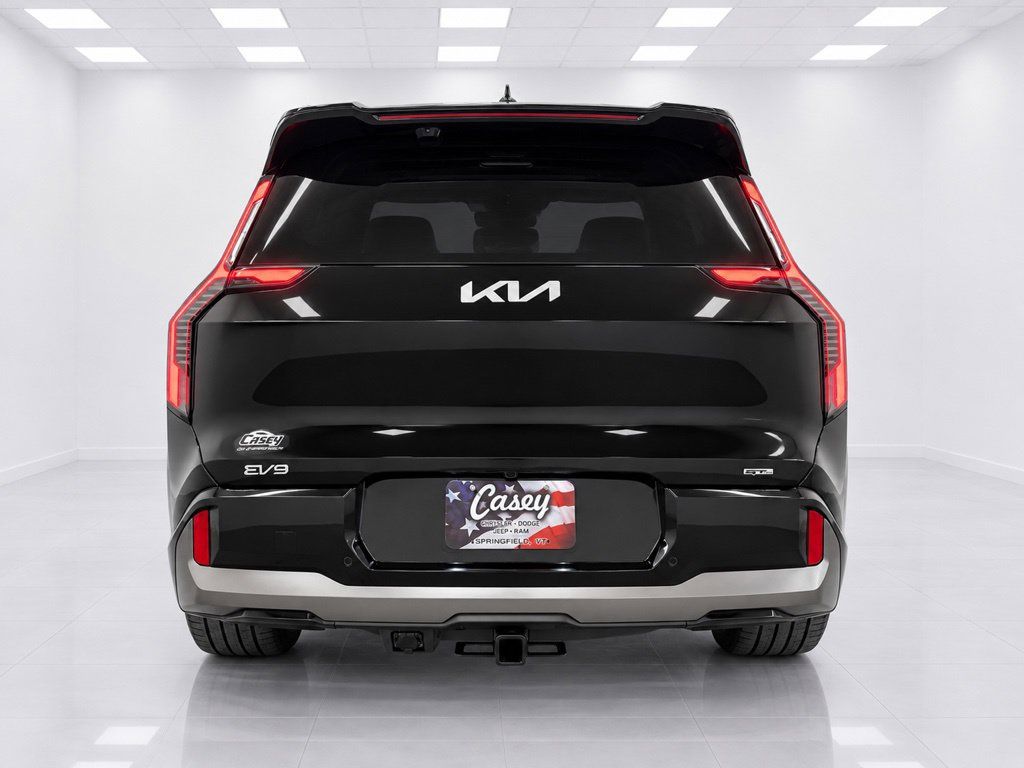Used 2024 Kia EV9 GT-Line AWD/4WD image 12
