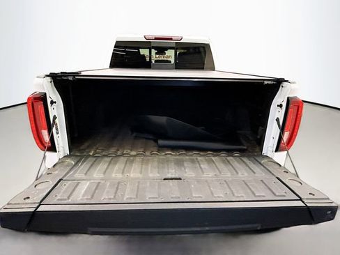 Used 2022 GMC Sierra 1500 SLT w/ SLT Premium Plus Package image 29