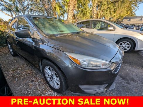 Used 2018 Ford Focus SE image 12