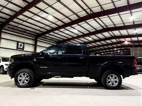 Used 2022 RAM 2500 Laramie AWD/4WD image 8