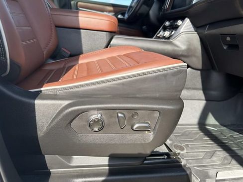 Certified 2023 GMC Yukon Denali Ultimate AWD/4WD image 16