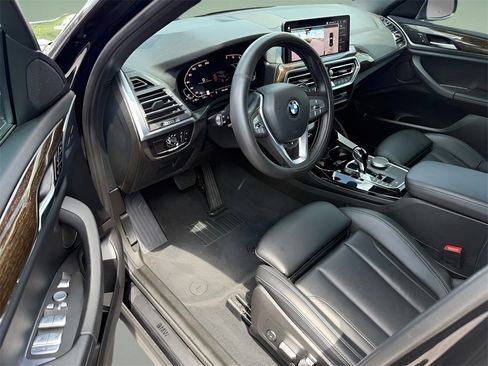 Used 2022 BMW X4 xDrive30i image 9