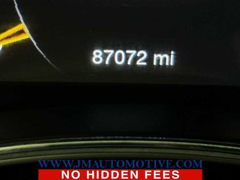 Used 2018 Jeep Grand Cherokee Limited w/ Luxury Group II image 22