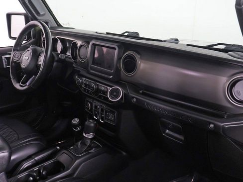 Used 2021 Jeep Wrangler Unlimited Sport image 24