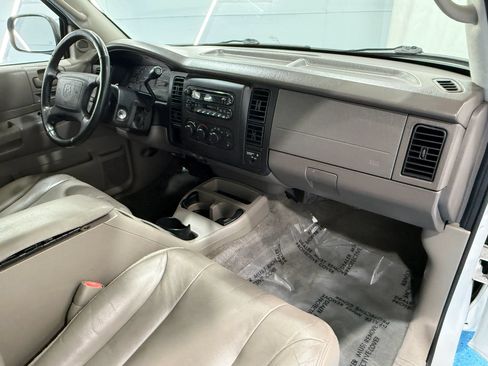 Used 2003 Dodge Dakota R/T RWD image 16