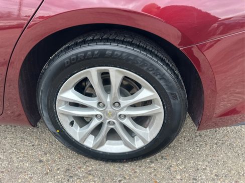 Used 2016 Chevrolet Malibu LT image 23