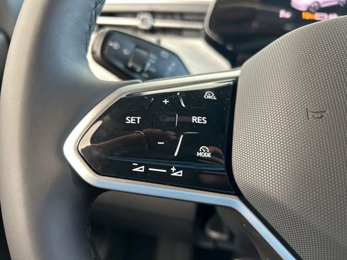 New 2025 Volkswagen ID. Buzz Pro S image 20