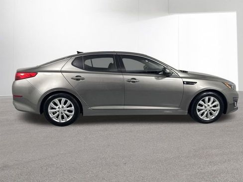 Used 2015 Kia Optima EX w/ EX Premium Package FWD image 34