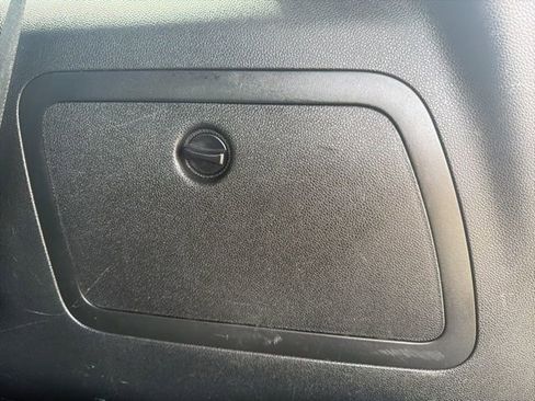 Certified 2018 Ford Explorer XLT image 13