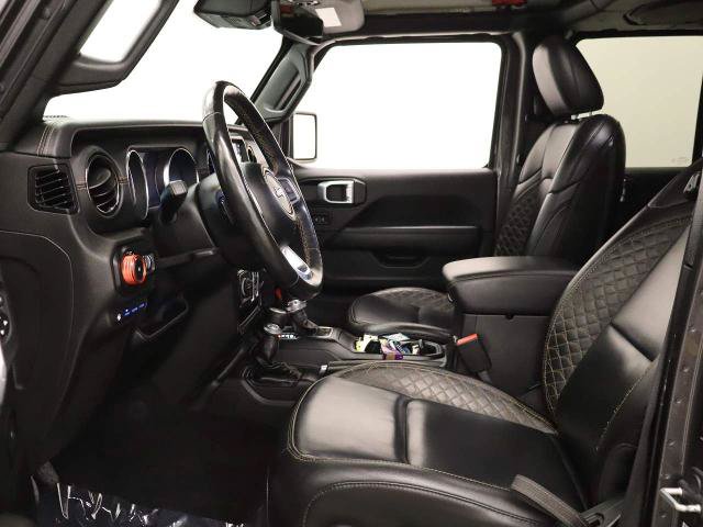 Used 2021 Jeep Wrangler Unlimited Sahara AWD/4WD image 35