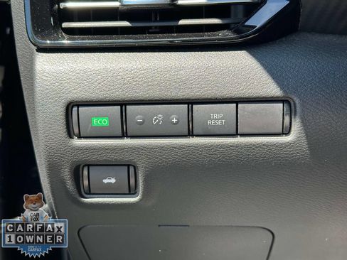 Used 2023 Nissan Sentra SR w/ SR Premium Package FWD image 25
