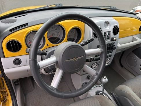 Used 2006 Chrysler PT Cruiser Touring image 2