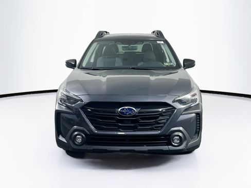 Used 2023 Subaru Outback Onyx Edition image 2