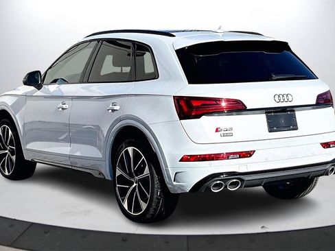 Used 2023 Audi SQ5 Premium Plus w/ Premium Plus Package image 7