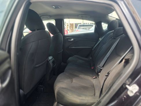 Used 2013 Dodge Dart SXT FWD image 13