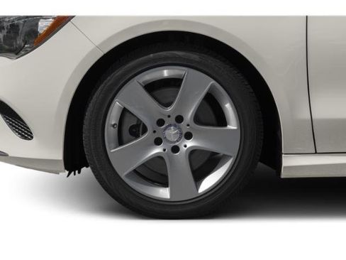 Used 2019 Mercedes-Benz CLA 250 image 11