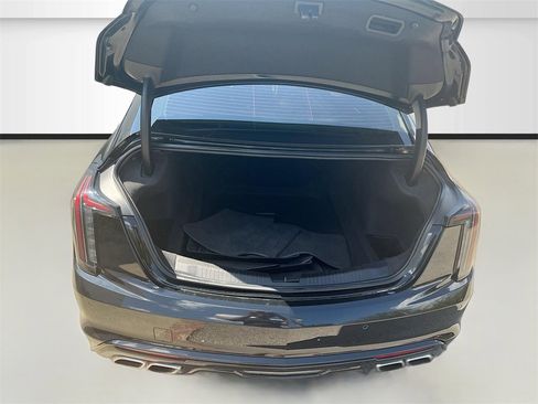 Used 2020 Cadillac CT5 V w/ Premium Package image 27