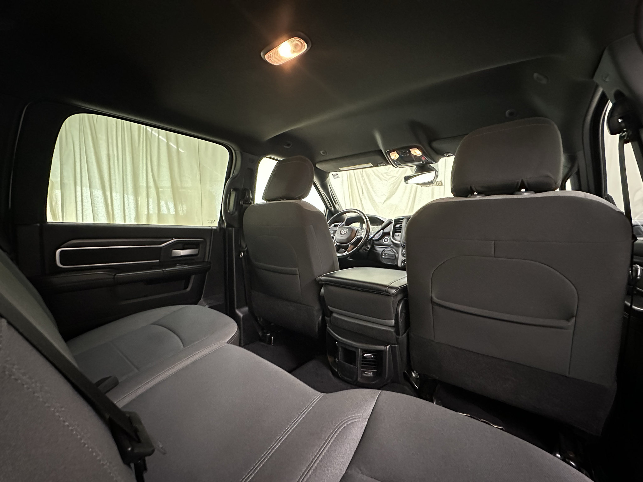 Used 2024 RAM 3500 Big Horn AWD/4WD image 17