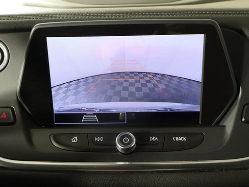 Used 2021 Chevrolet Blazer LT image 39