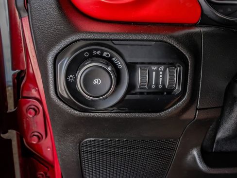 Used 2021 Jeep Wrangler Unlimited Rubicon AWD/4WD image 28