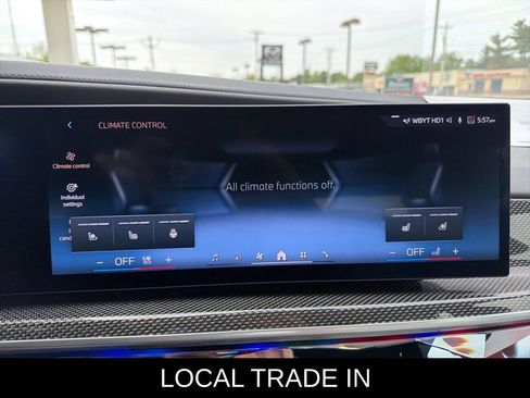 Certified 2025 BMW 760i xDrive AWD/4WD image 37