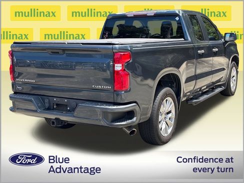 Used 2019 Chevrolet Silverado 1500 Custom w/ Trailering Package RWD image 4