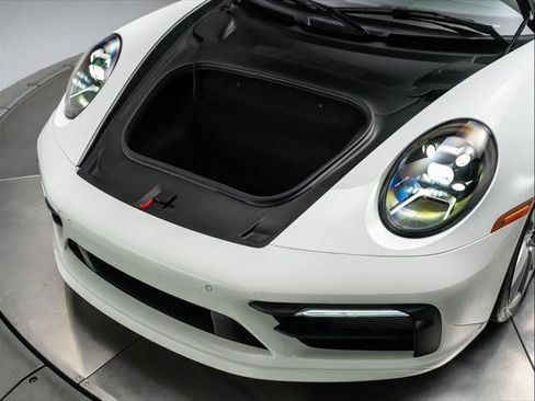 Used 2020 Porsche 911 Carrera w/ Sport Chrono Package RWD image 11