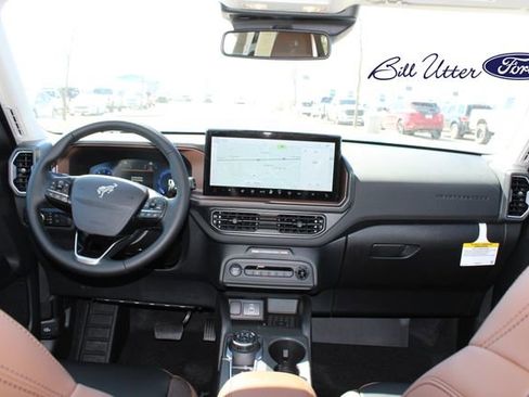 New 2025 Ford Bronco Sport Outer Banks w/ Outer Banks Tech Package+ image 9