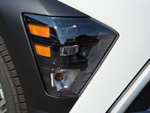 New 2026 Hyundai Kona SEL Premium image 4