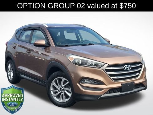 Used 2016 Hyundai Tucson SE w/ Option Group 02 FWD image 1
