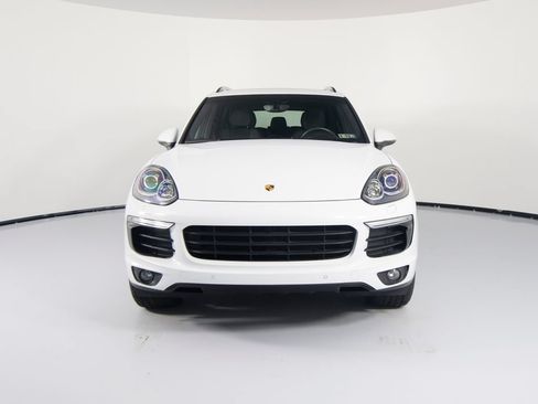 Certified 2017 Porsche Cayenne AWD/4WD image 13