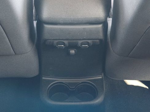 Used 2013 Jeep Wrangler Sport AWD/4WD image 28