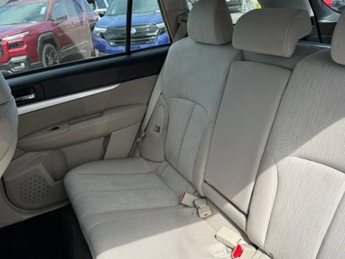 Used 2013 Subaru Outback 2.5i AWD/4WD image 11