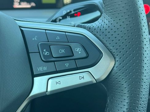 New 2026 Volkswagen Tiguan SE R-Line AWD/4WD image 22
