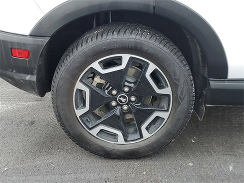 Certified 2022 Ford Bronco Sport Outer Banks w/ Tech Package image 5