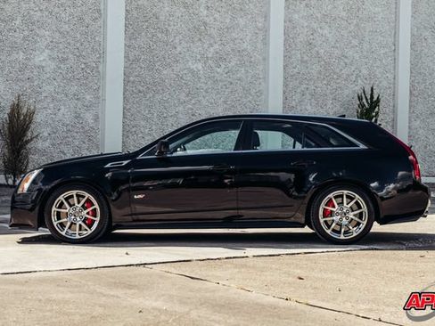 Used 2014 Cadillac CTS V RWD image 53