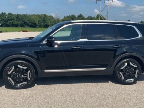 Used 2023 Kia Telluride S w/ S Sunroof Package AWD/4WD image 5