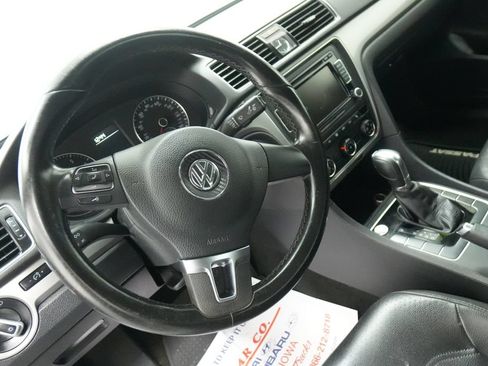 Used 2015 Volkswagen Passat 1.8T Limited Edition FWD image 12