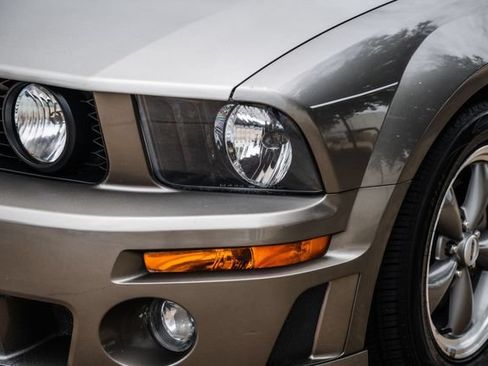 Used 2005 Ford Mustang GT Premium RWD image 47